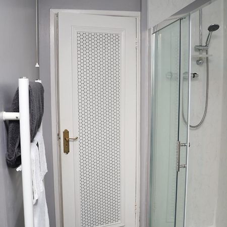 Superb 3 Bedroom Flat In Stafford Exteriér fotografie