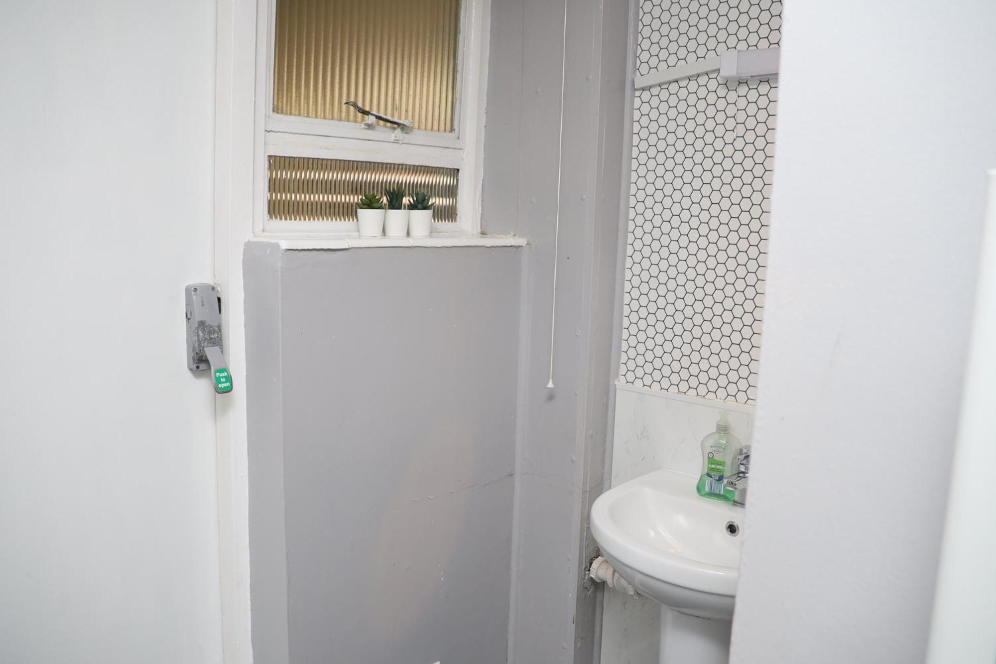 Superb 3 Bedroom Flat In Stafford Exteriér fotografie