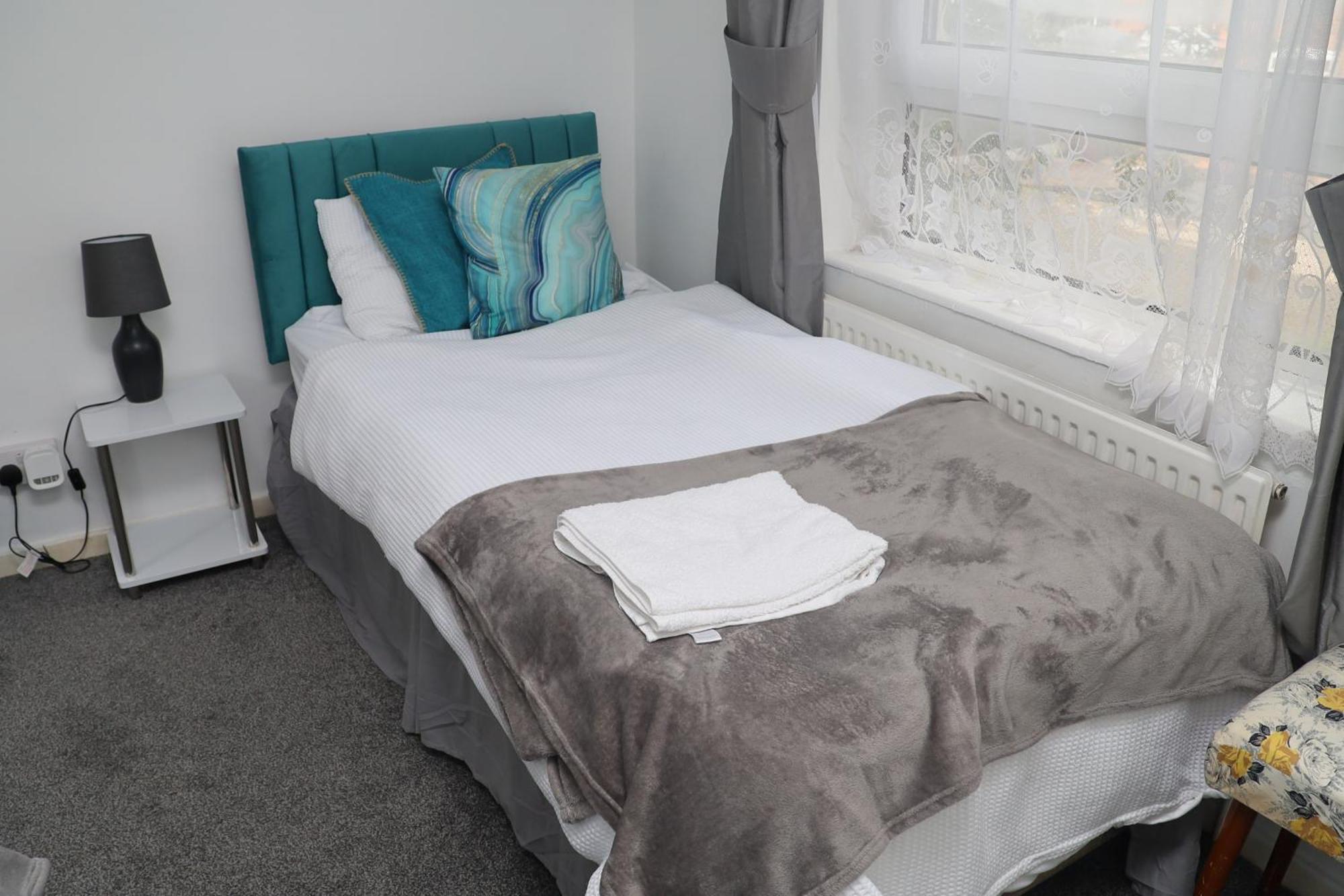 Superb 3 Bedroom Flat In Stafford Exteriér fotografie